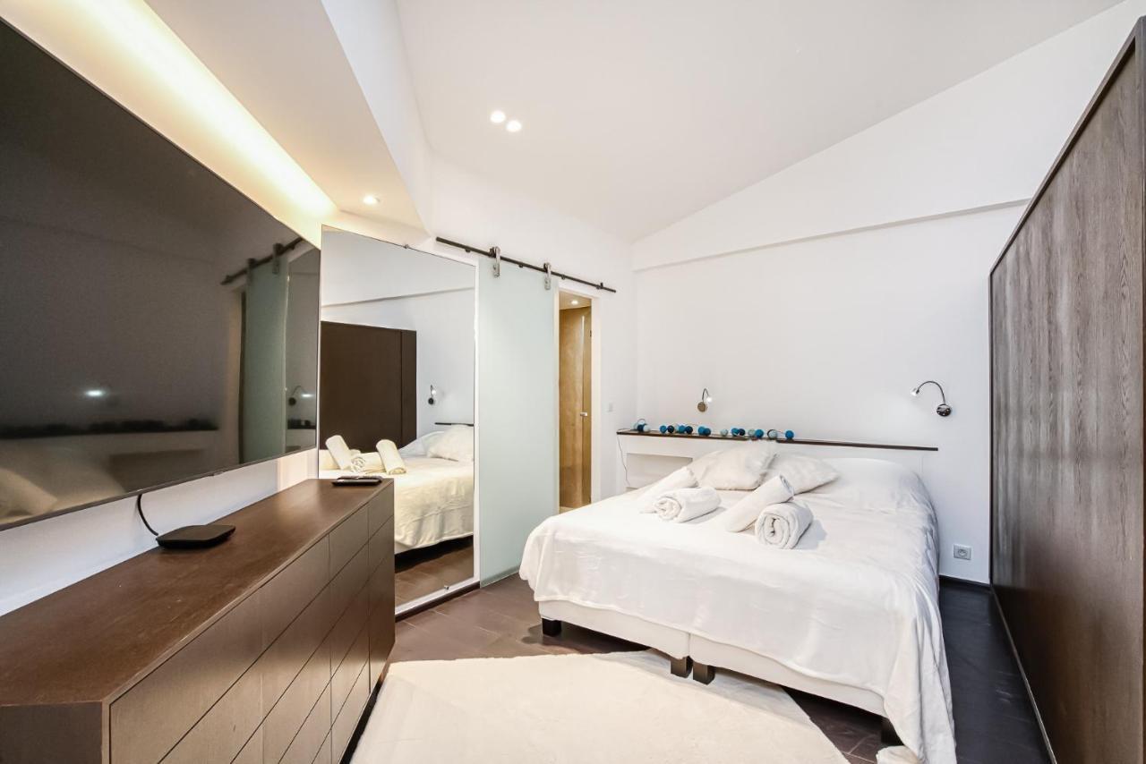 Appartement Place Des Lices Avec Parking Сен Тропе Екстериор снимка