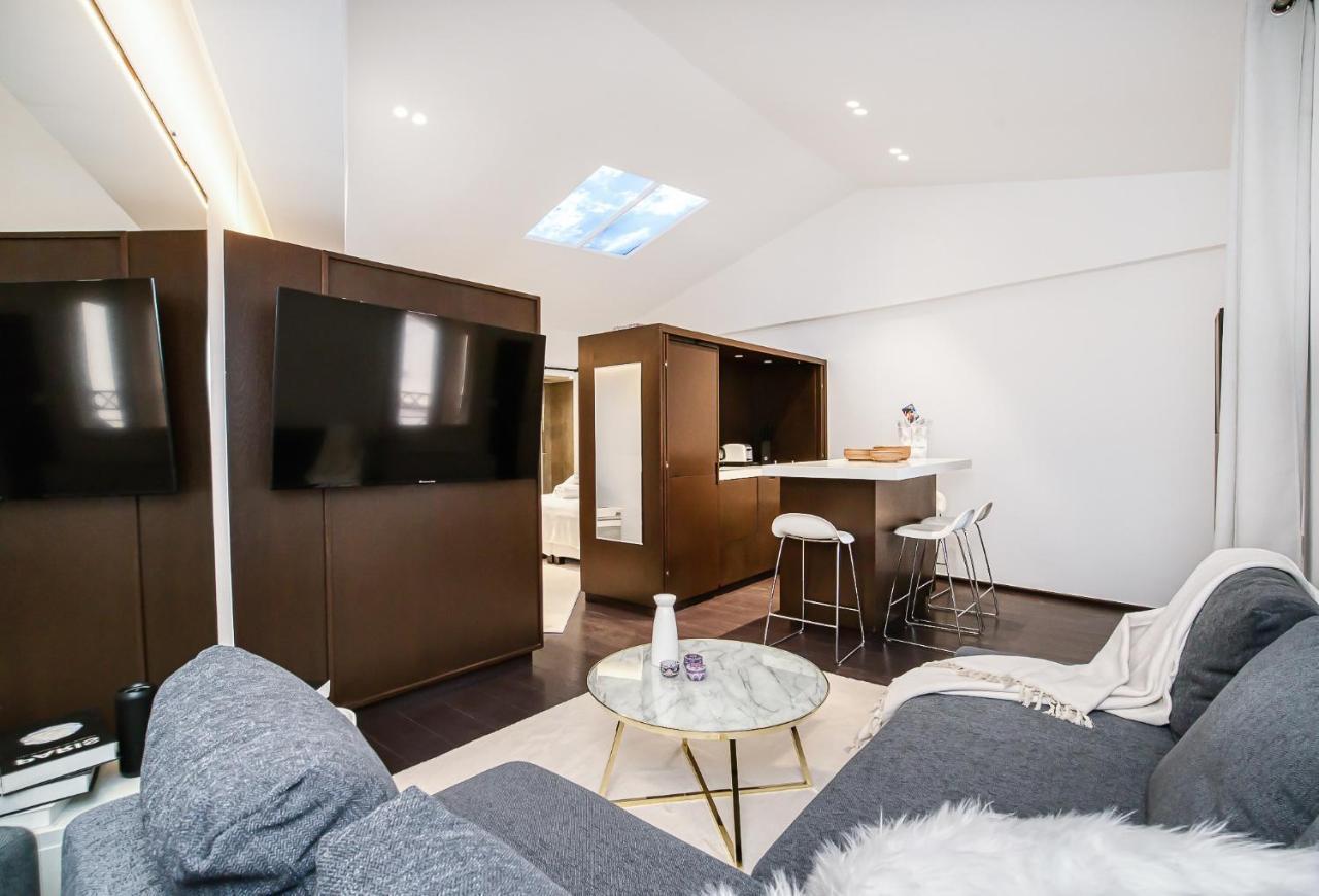 Appartement Place Des Lices Avec Parking Сен Тропе Екстериор снимка